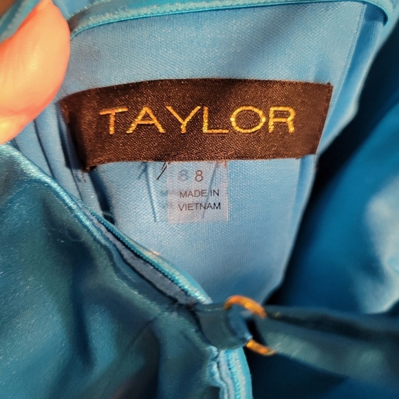 NWT Taylor Women's Exaggerated-Bow Satin-Stretch Dazzling Ocean Blue Gown - Picture 13 of 16